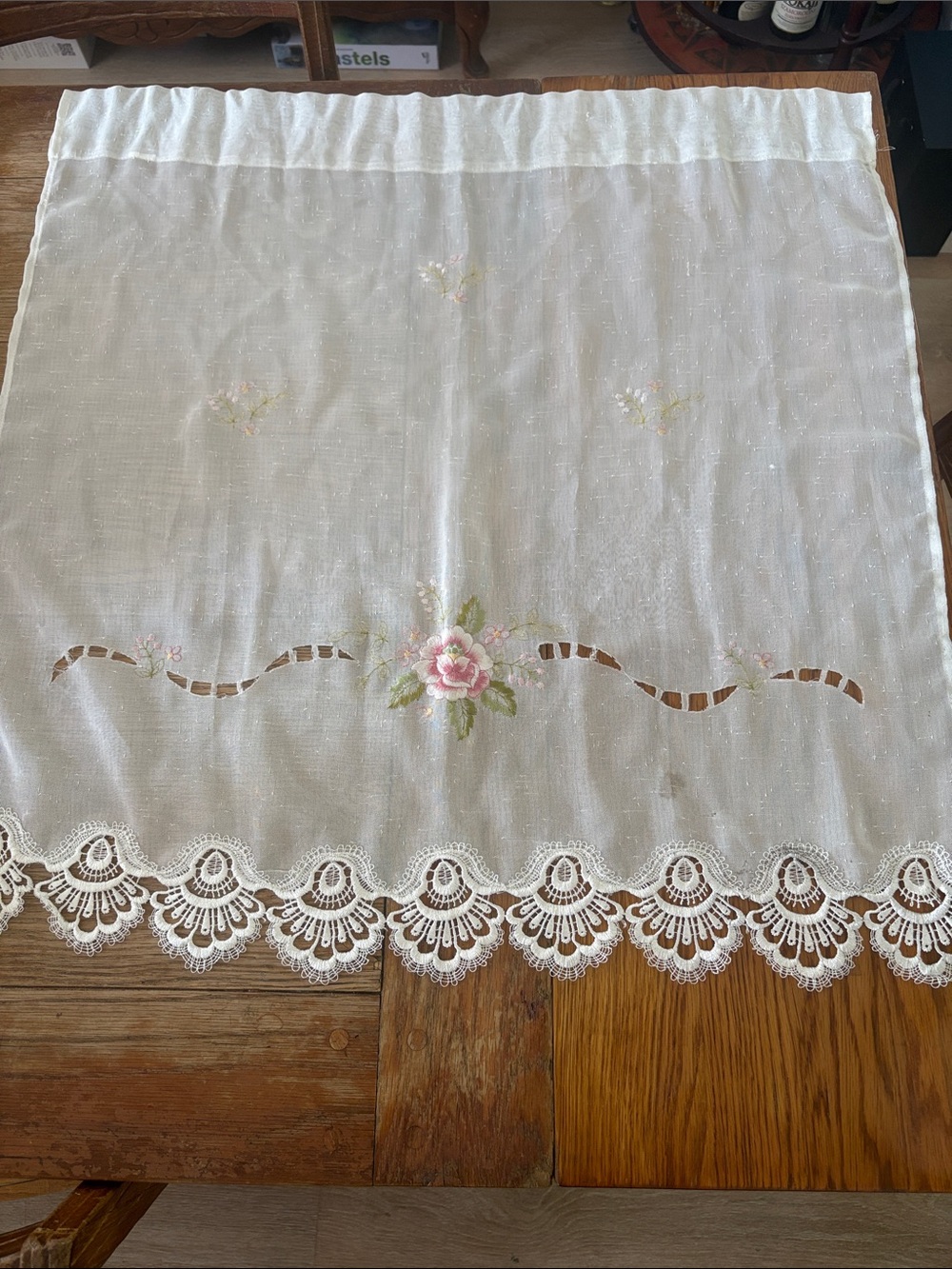 2 pc. White Vintage Embroidered Floral Lace Curtains. 30” l x 29.5” w